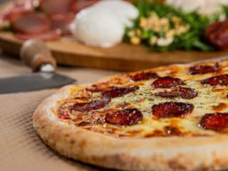 Pepperoni Pizzaria