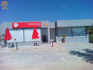 Meia Encosta Café