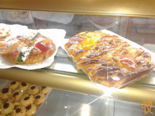 Os Aveirenses Padaria E Pastelaria E Churrascaria