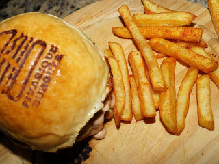 Home Made Burger