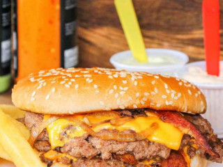 Predileta Burger E Massas
